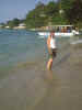 beach35.jpg (52548 bytes)
