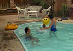 pool06.jpg (42872 bytes)