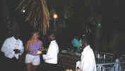 beachdinner017.jpg (44020 bytes)